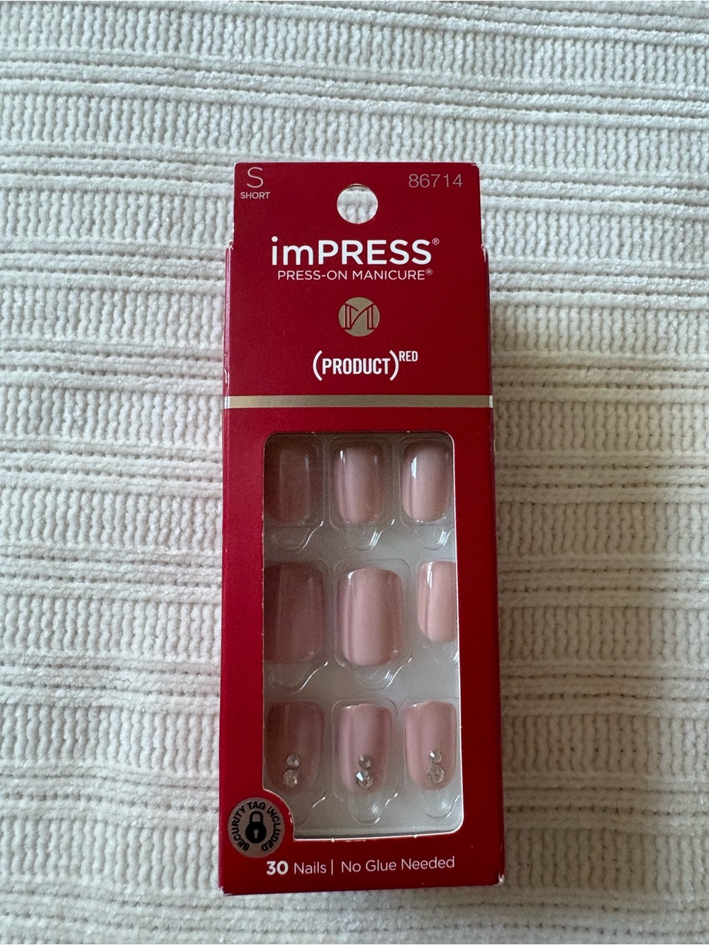 impress Short Press-On Manicure Nail Set in Light Pink